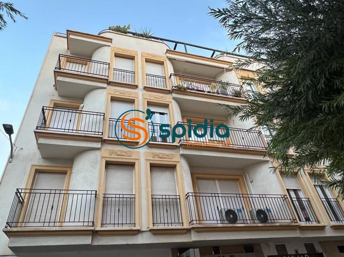 Image No.16-3 Bed Flat for sale