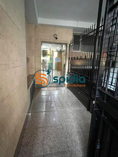 Image No.20-3 Bed Flat for sale