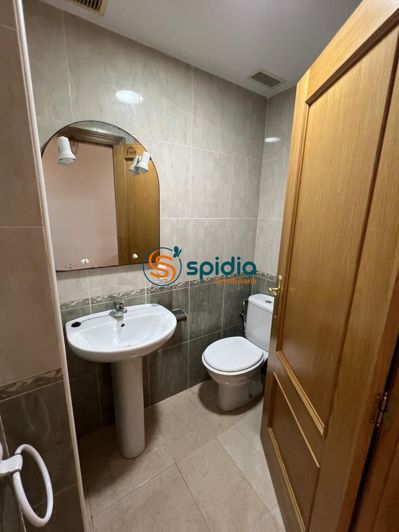 Image No.8-3 Bed Flat for sale