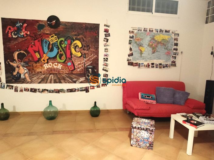 Image No.13-3 Bed Country House for sale