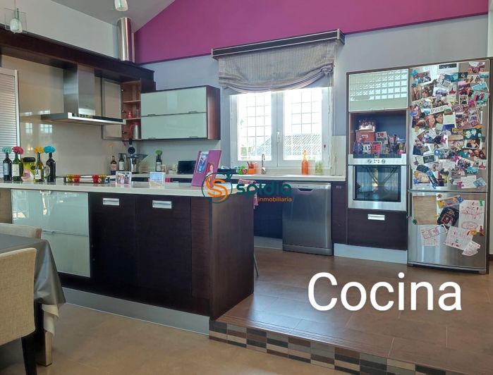 Image No.3-3 Bed Country House for sale