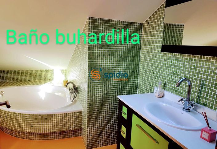 Image No.6-3 Bed Country House for sale