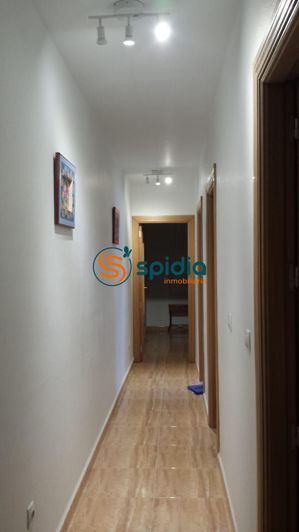 Image No.24-3 Bed Flat for sale