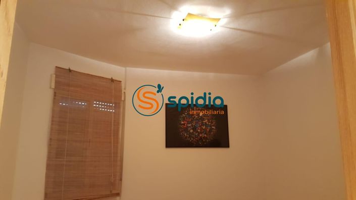 Image No.38-3 Bed Flat for sale