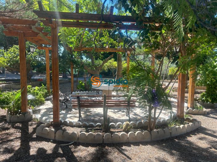 Image No.37-3 Bed Country House for sale