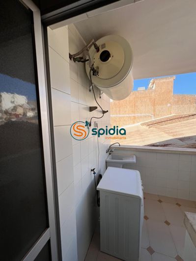 Image No.13-4 Bed Flat for sale