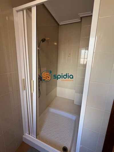 Image No.21-4 Bed Flat for sale