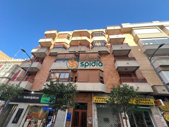 Image No.30-4 Bed Flat for sale