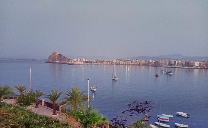 Image No.42-4 Bed Flat for sale