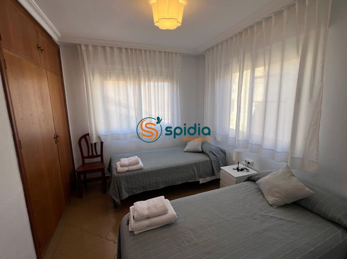 Image No.8-4 Bed Flat for sale