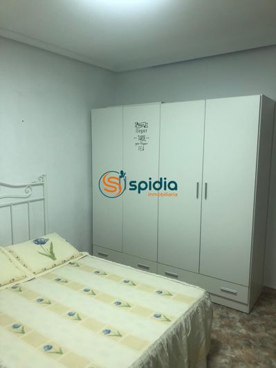 Image No.18-3 Bed Flat for sale