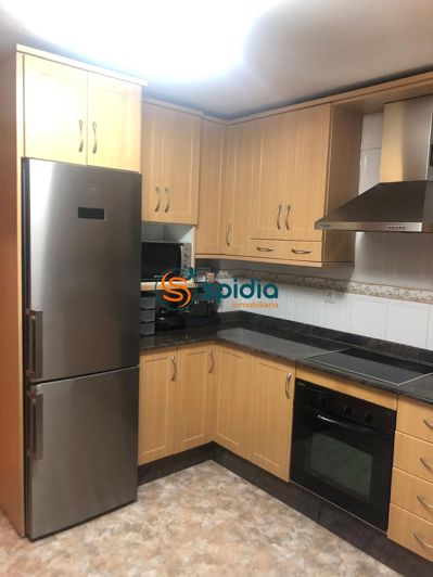 Image No.5-3 Bed Flat for sale