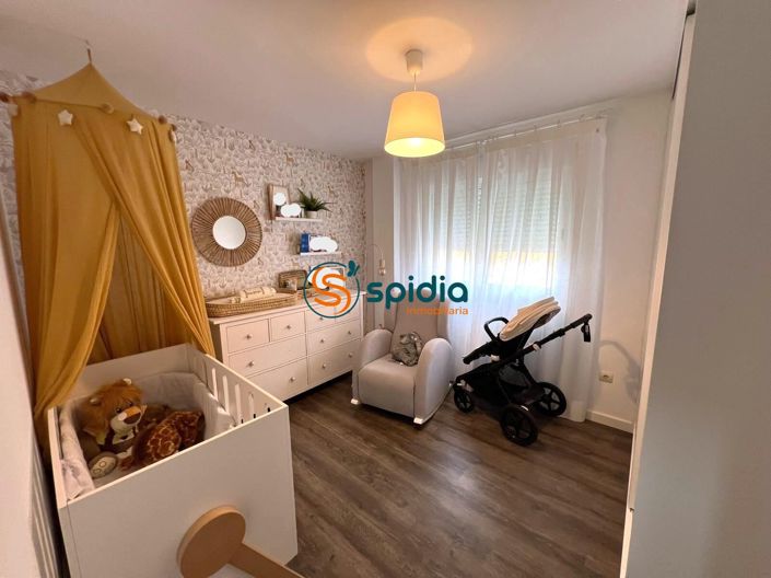 Image No.11-4 Bed Property for sale