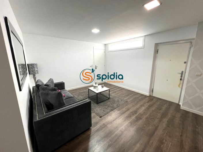 Image No.3-4 Bed Property for sale