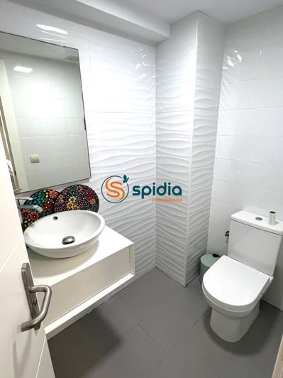 Image No.27-4 Bed Property for sale