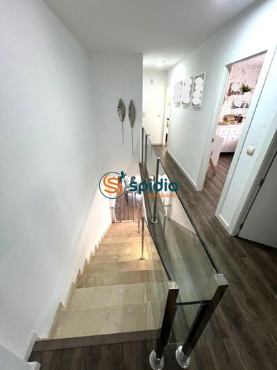 Image No.5-4 Bed Property for sale