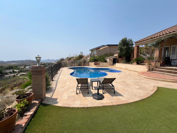 Image No.19-5 Bed Villa for sale