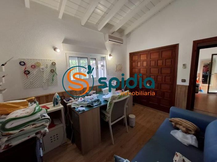 Image No.24-3 Bed Villa for sale