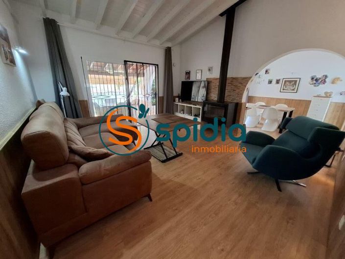 Image No.6-3 Bed Villa for sale