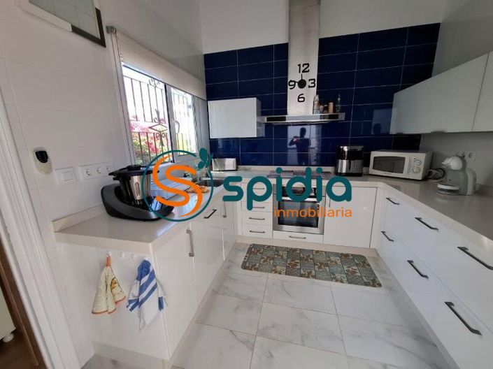 Image No.7-3 Bed Villa for sale