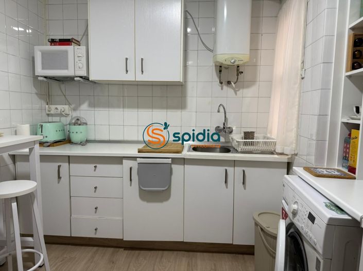 Image No.19-3 Bed Flat for sale