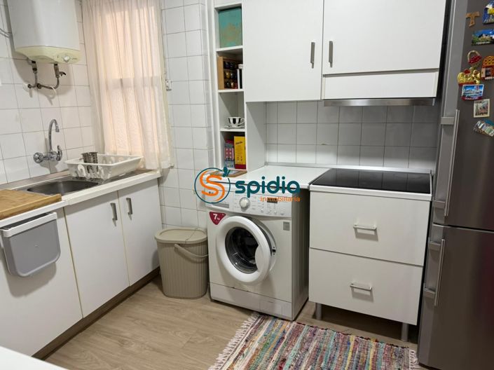 Image No.20-3 Bed Flat for sale