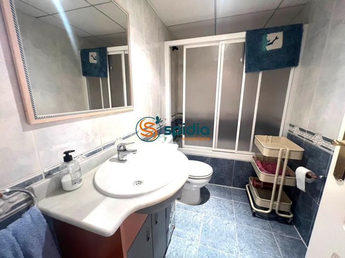 Image No.17-3 Bed Flat for sale