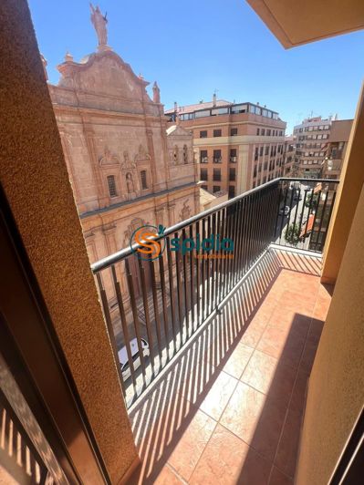 Image No.22-3 Bed Flat for sale