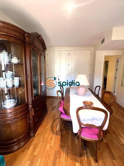 Image No.23-3 Bed Flat for sale