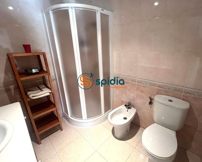 Image No.27-3 Bed Flat for sale