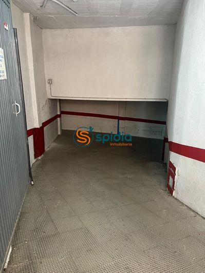 Image No.35-3 Bed Flat for sale