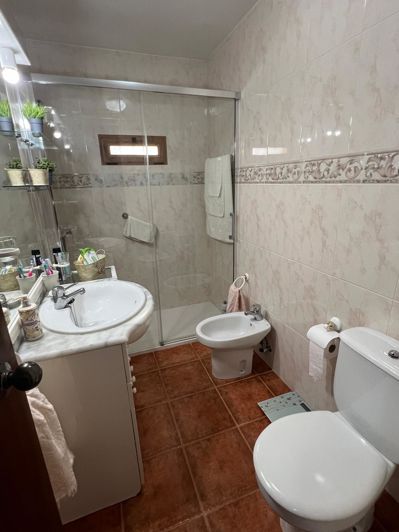 Image No.11-3 Bed Country House for sale