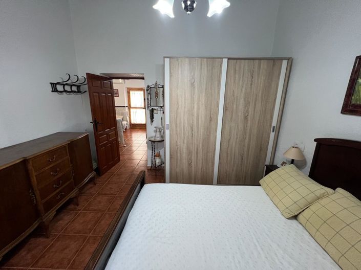 Image No.22-3 Bed Country House for sale