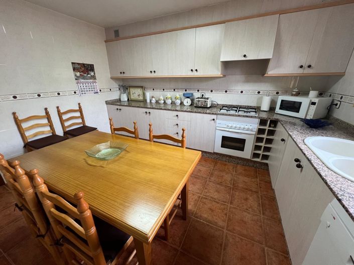 Image No.36-3 Bed Country House for sale