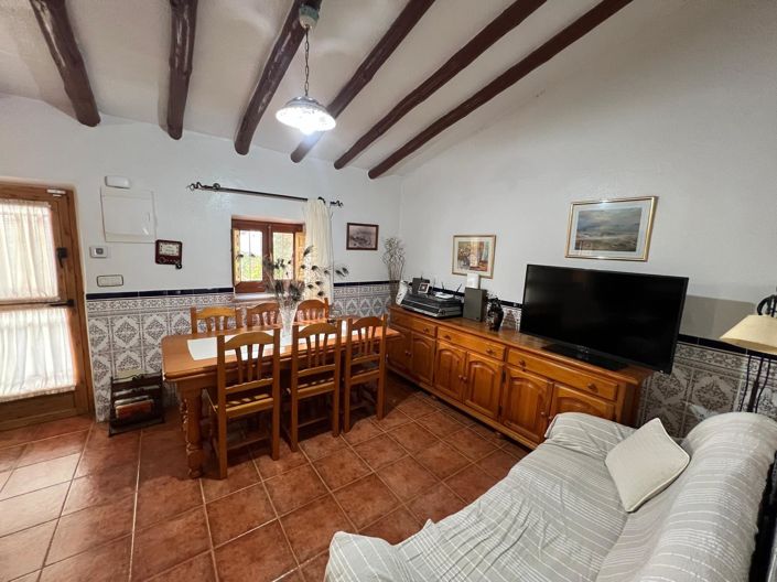 Image No.37-3 Bed Country House for sale