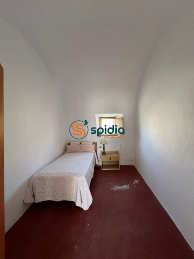 Image No.18-3 Bed Country House for sale