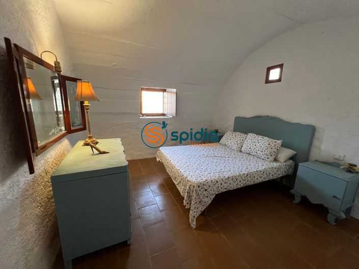 Image No.39-3 Bed Country House for sale