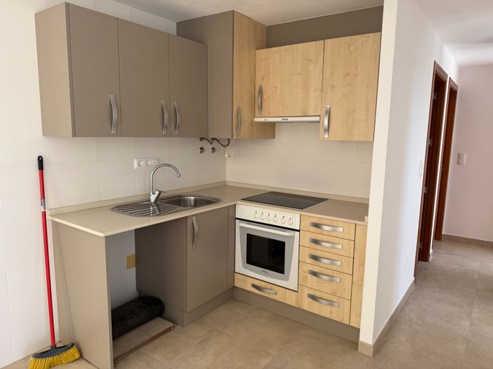 Image No.17-2 Bed Apartment for sale