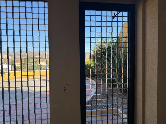 Image No.28-2 Bed Apartment for sale