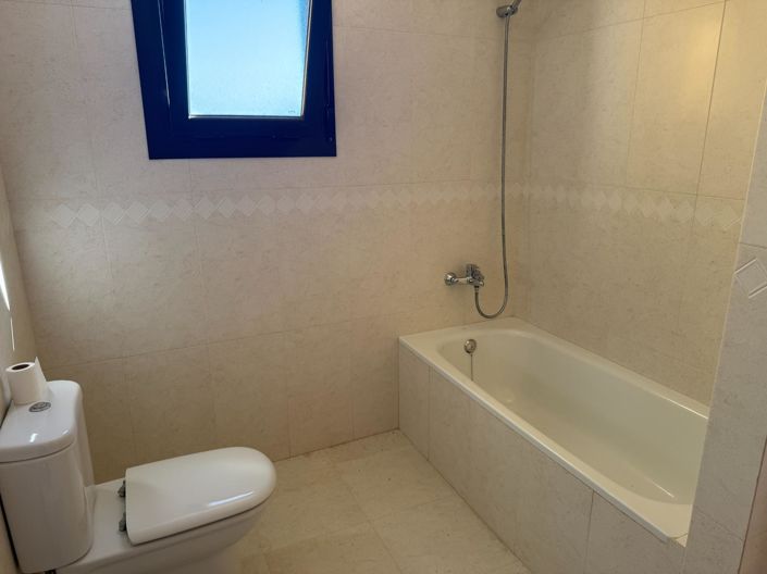 Image No.43-2 Bed Apartment for sale