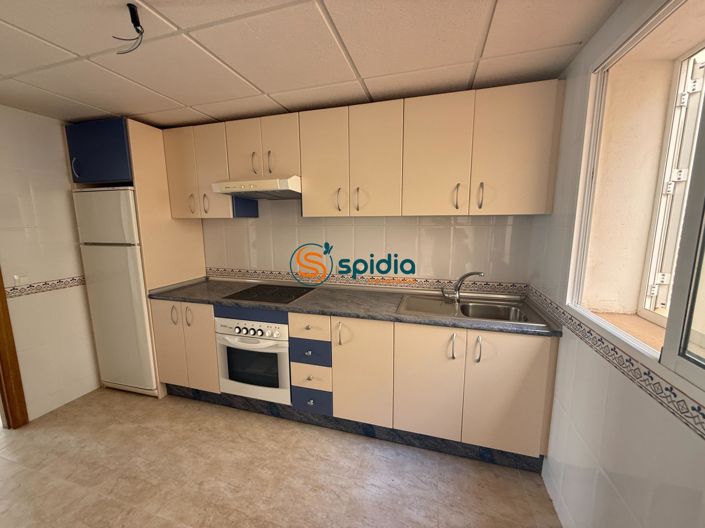 Image No.14-2 Bed Property for sale