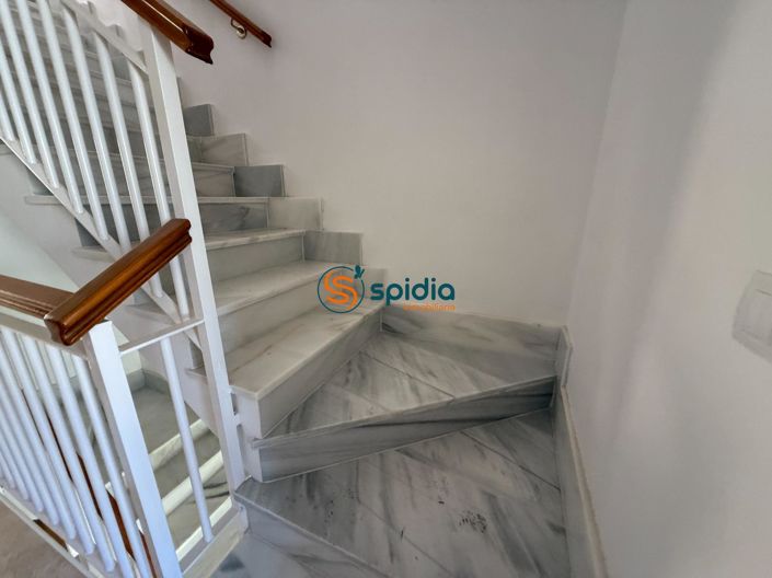 Image No.31-2 Bed Property for sale