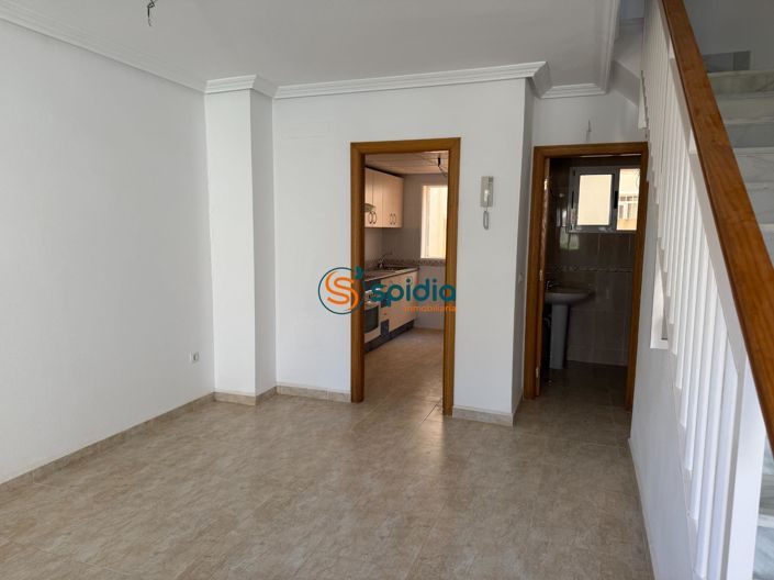 Image No.34-2 Bed Property for sale