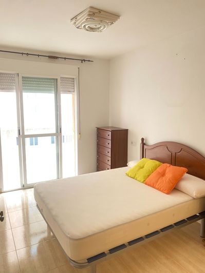 Image No.16-2 Bed Flat for sale