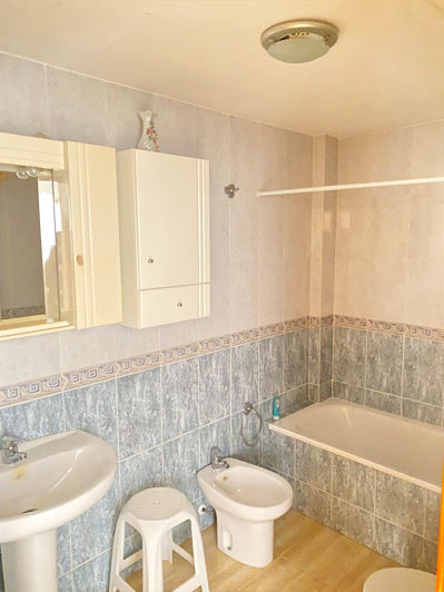 Image No.5-2 Bed Flat for sale