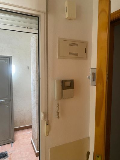 Image No.7-2 Bed Flat for sale