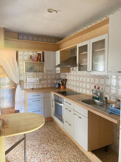 Image No.2-4 Bed Flat for sale