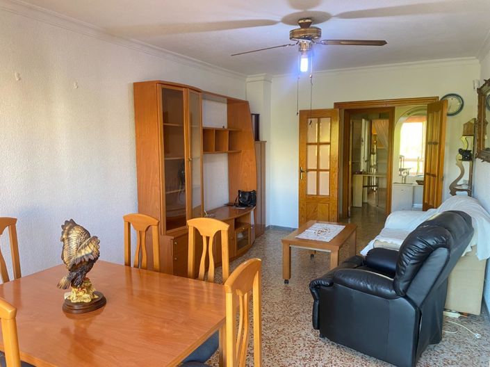 Image No.20-4 Bed Flat for sale