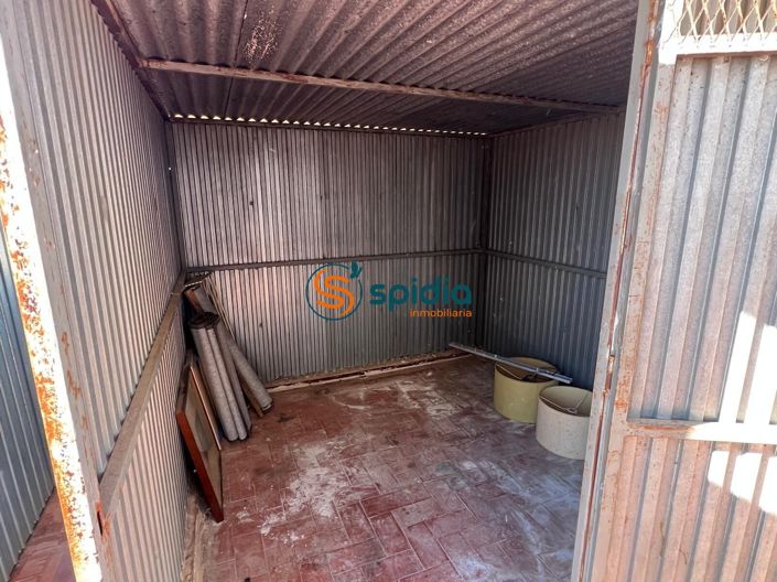 Image No.33-4 Bed Flat for sale