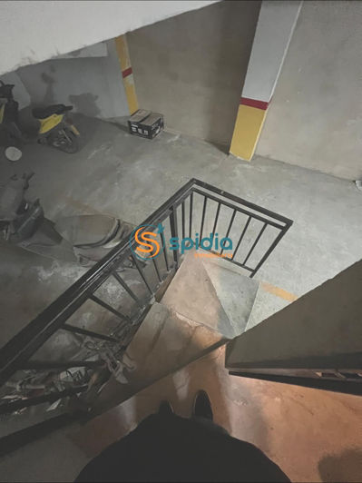 Image No.41-4 Bed Flat for sale